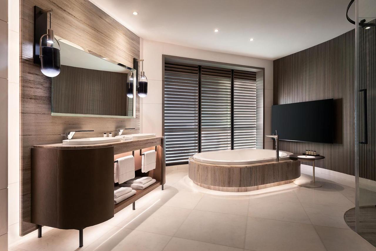 Sheraton Jeddah Hotel - Saudi Brothers Commercial Company Branch Eksteriør bilde Bathroom