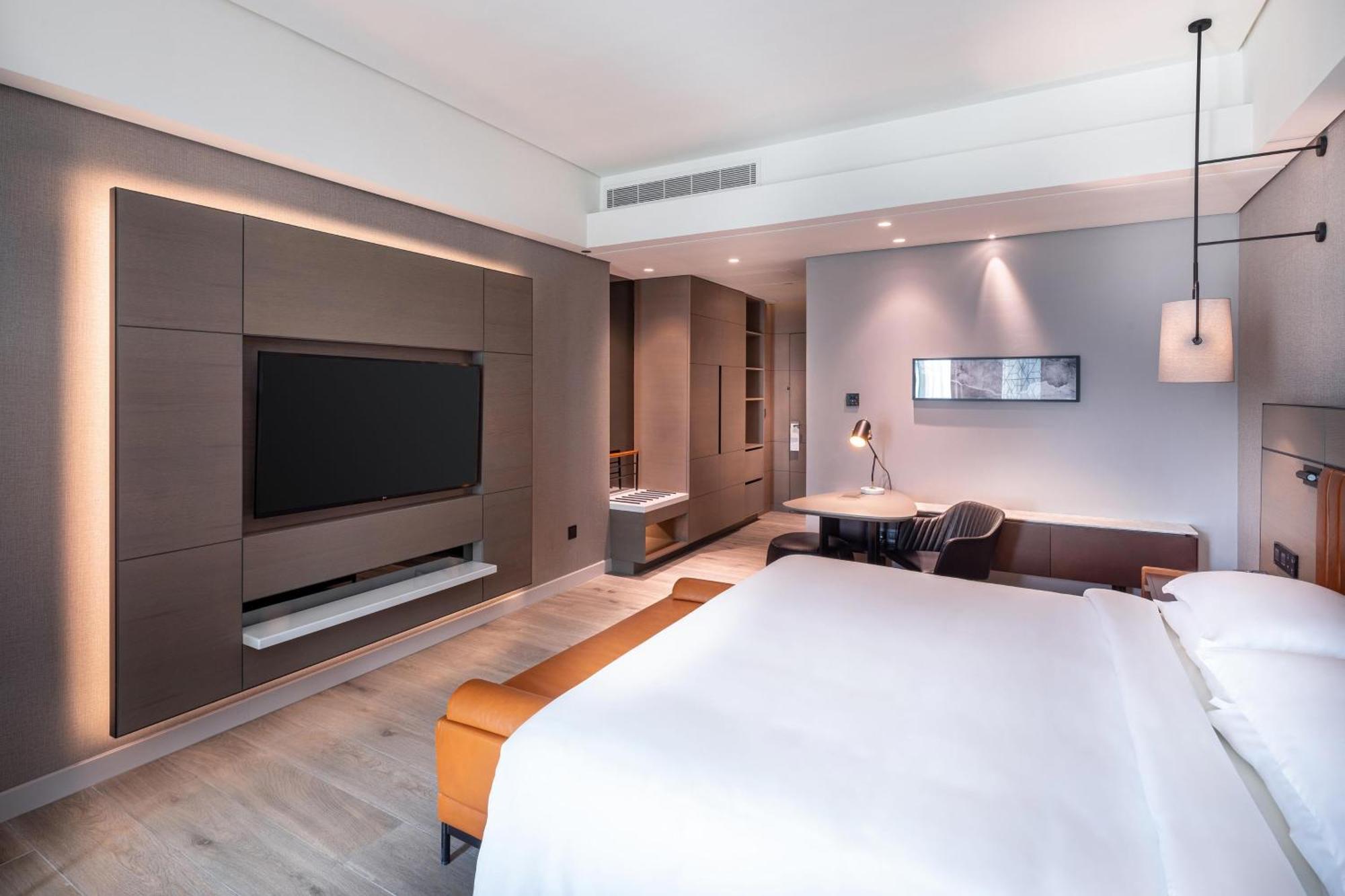 Sheraton Jeddah Hotel - Saudi Brothers Commercial Company Branch Eksteriør bilde Deluxe Room