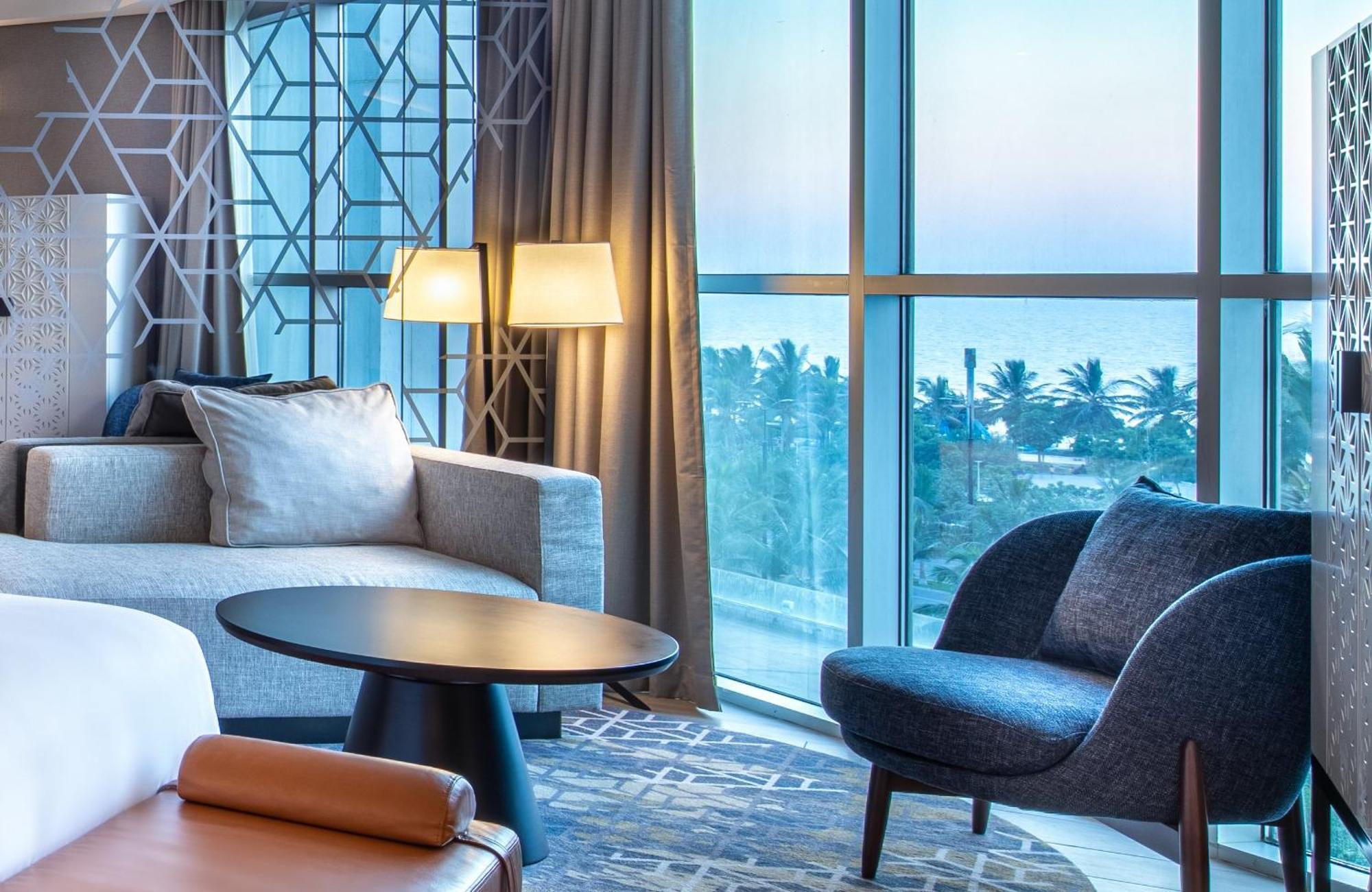 Sheraton Jeddah Hotel - Saudi Brothers Commercial Company Branch Eksteriør bilde A suite at the hotel